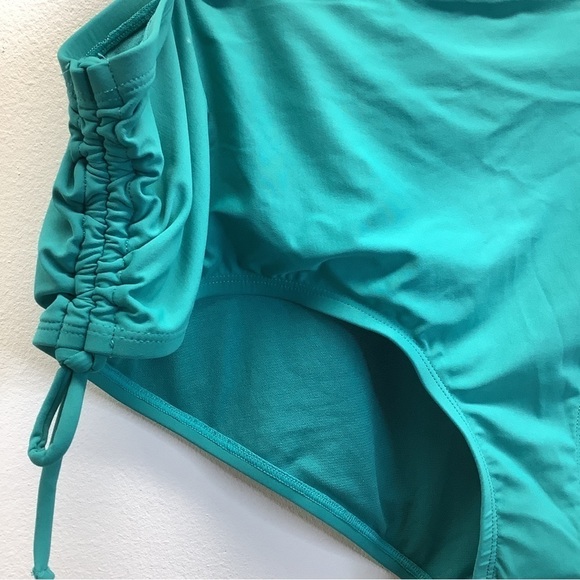 Essentials by Catalina Size 3X Ribbed Side Bikini Bottom W/Ties. New With Tags - Picture 2 of 4